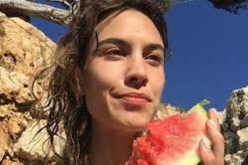 140万粉的励志网红造假翻车薛之谦成冤种路人缘却逆风翻盘