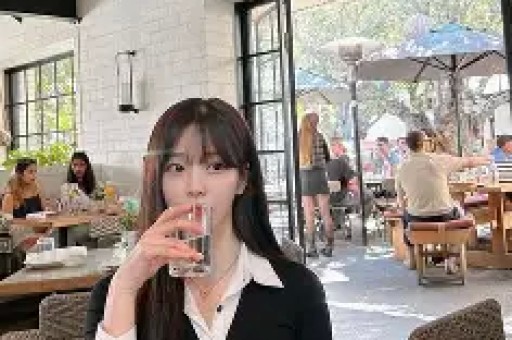 伊能静带假货翻车赚百万遭央视曝光关评装死秦昊也救不了